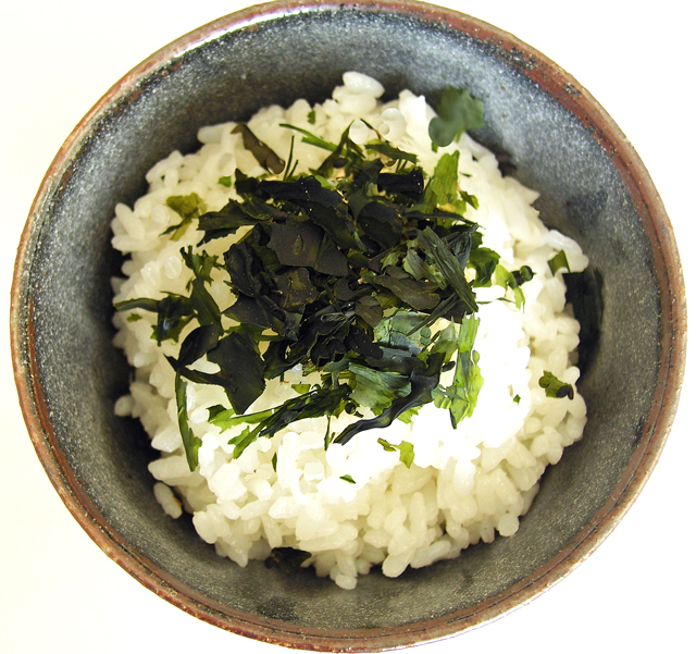 板わかめは崩してご飯にふりかけてどうぞ
